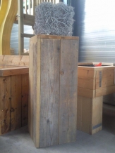 Steigerhouten pilaar